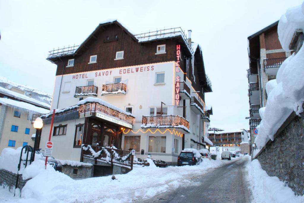 Hotel Savoy Sestriere Bagian luar foto